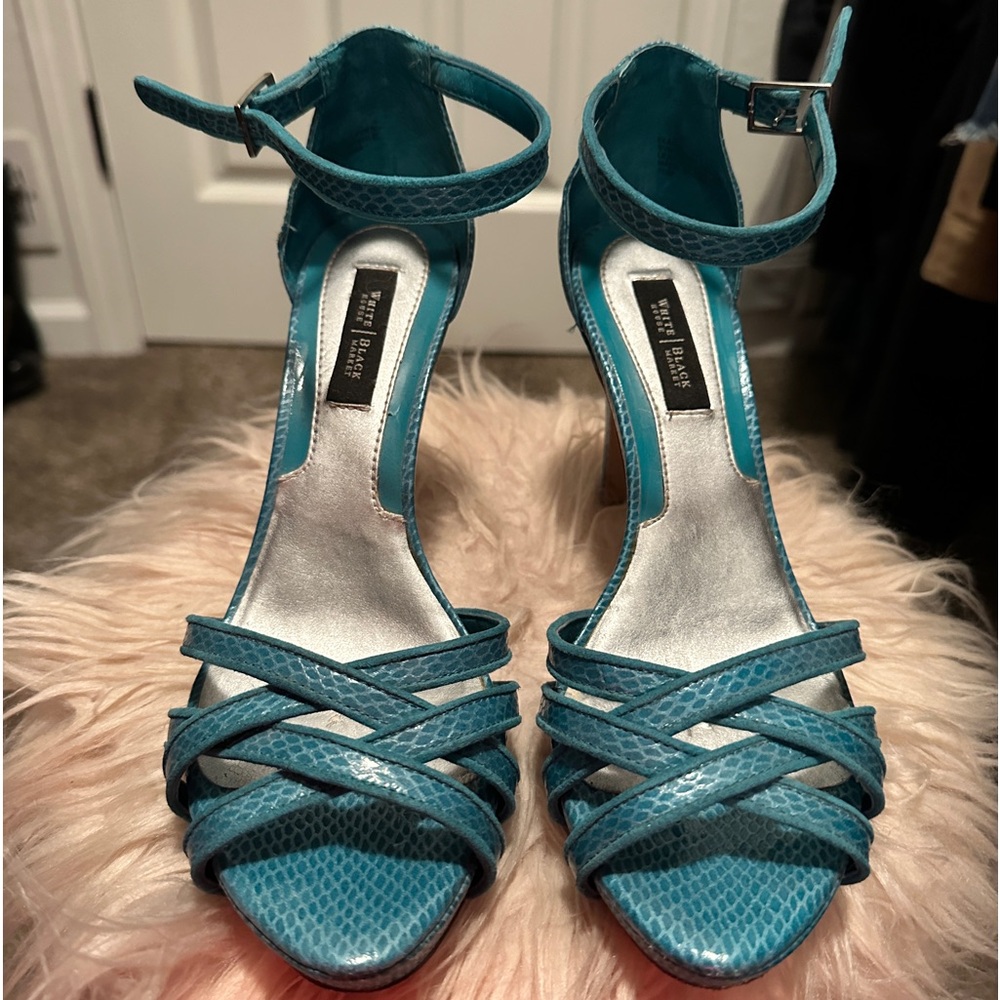 White House Black Market turquoise sling back heels. Smoke free home. Size 7.5M